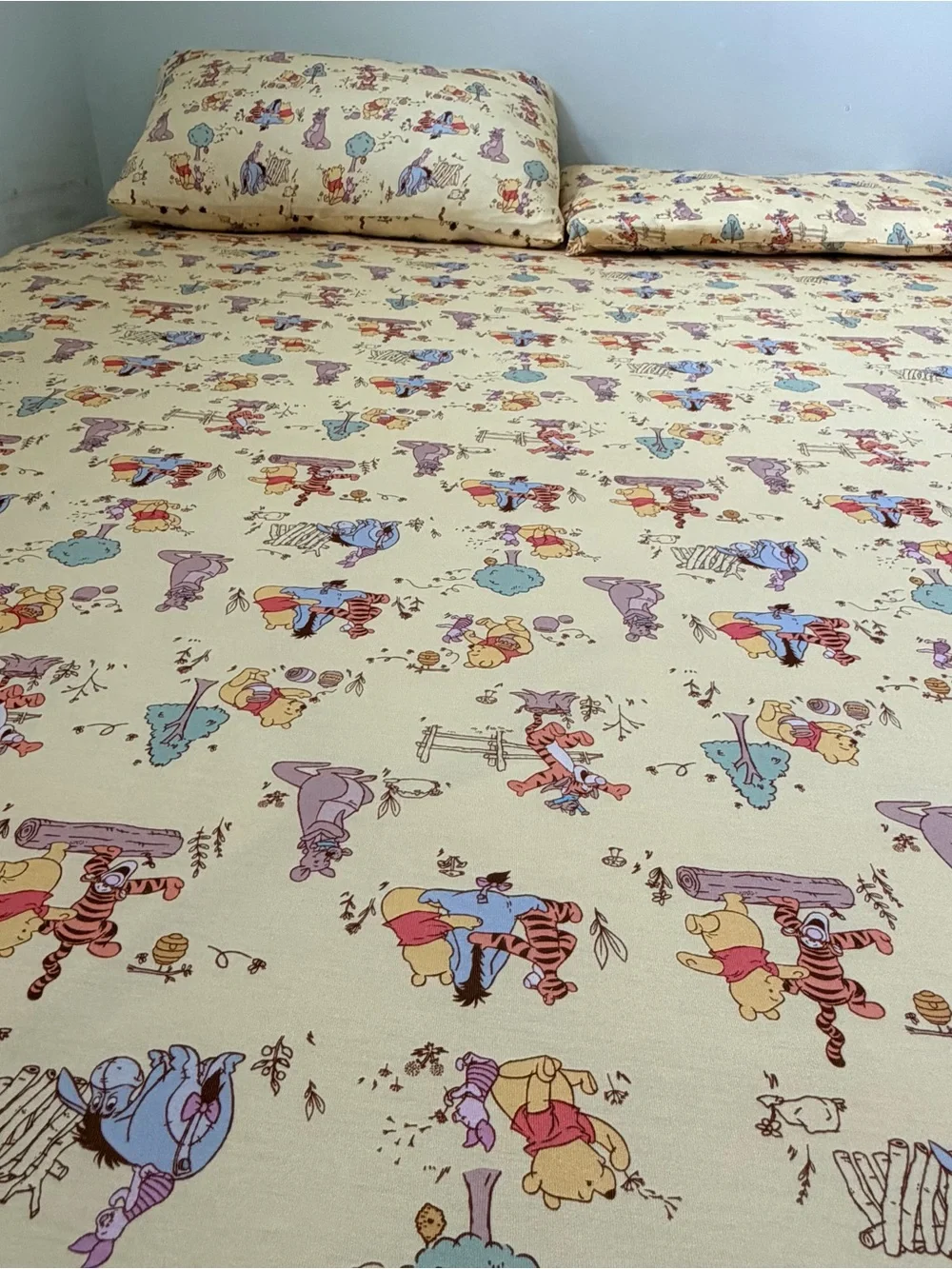 LS Winnie the Pooh 4 pieces set new customized set for queen bed